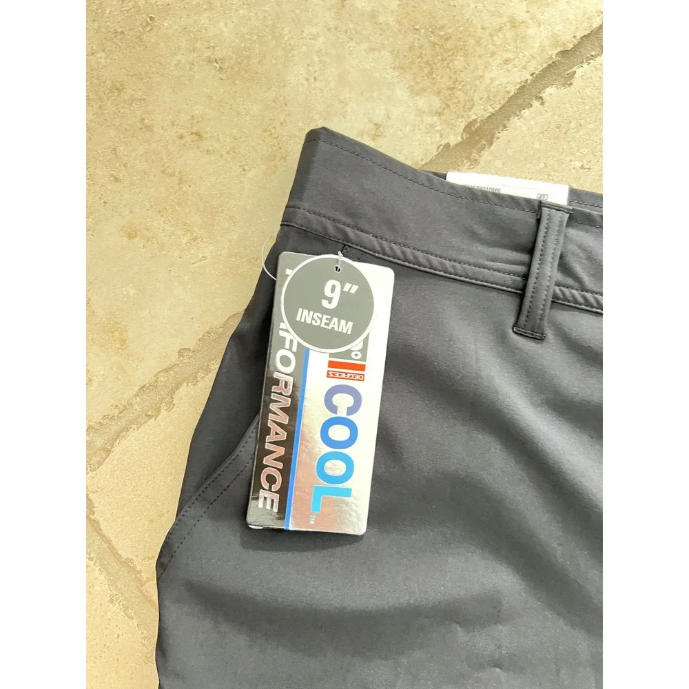 NEW 32 Degrees Cool Mens 42 Stretch Performance Shorts Black 9 Inch Inseam